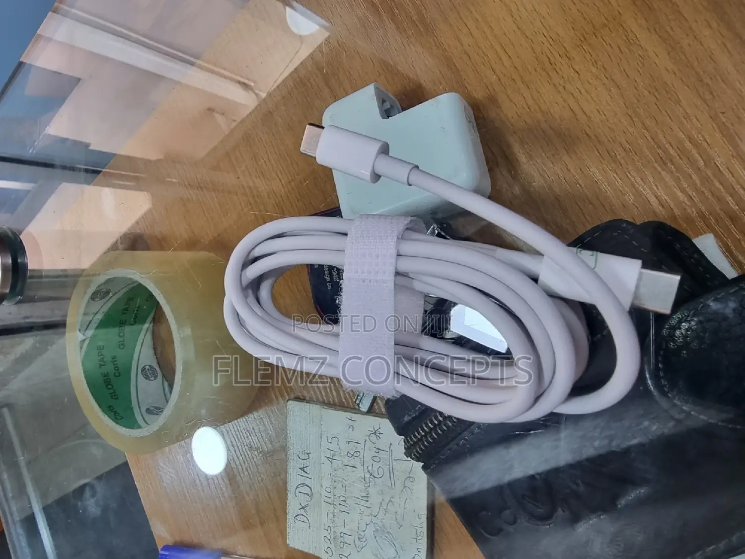 Original Macbook Type-C Charging Cord /Cable at Flemz