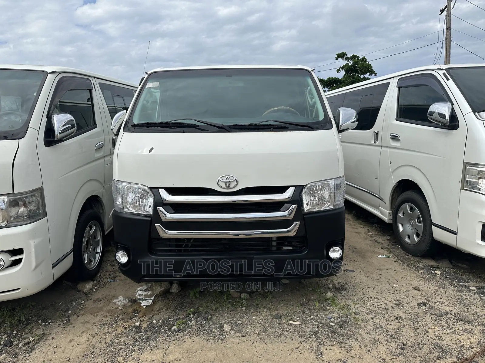 Toyota HiAce 2009 White