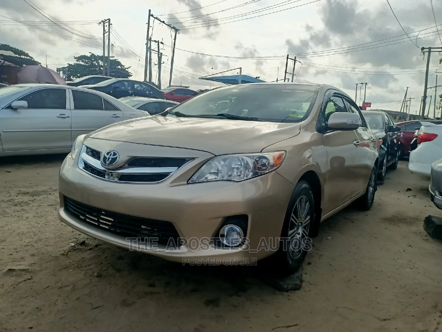 Toyota Corolla LE 4dr Sedan (1.8L 4cyl 4A) 2011 Gold