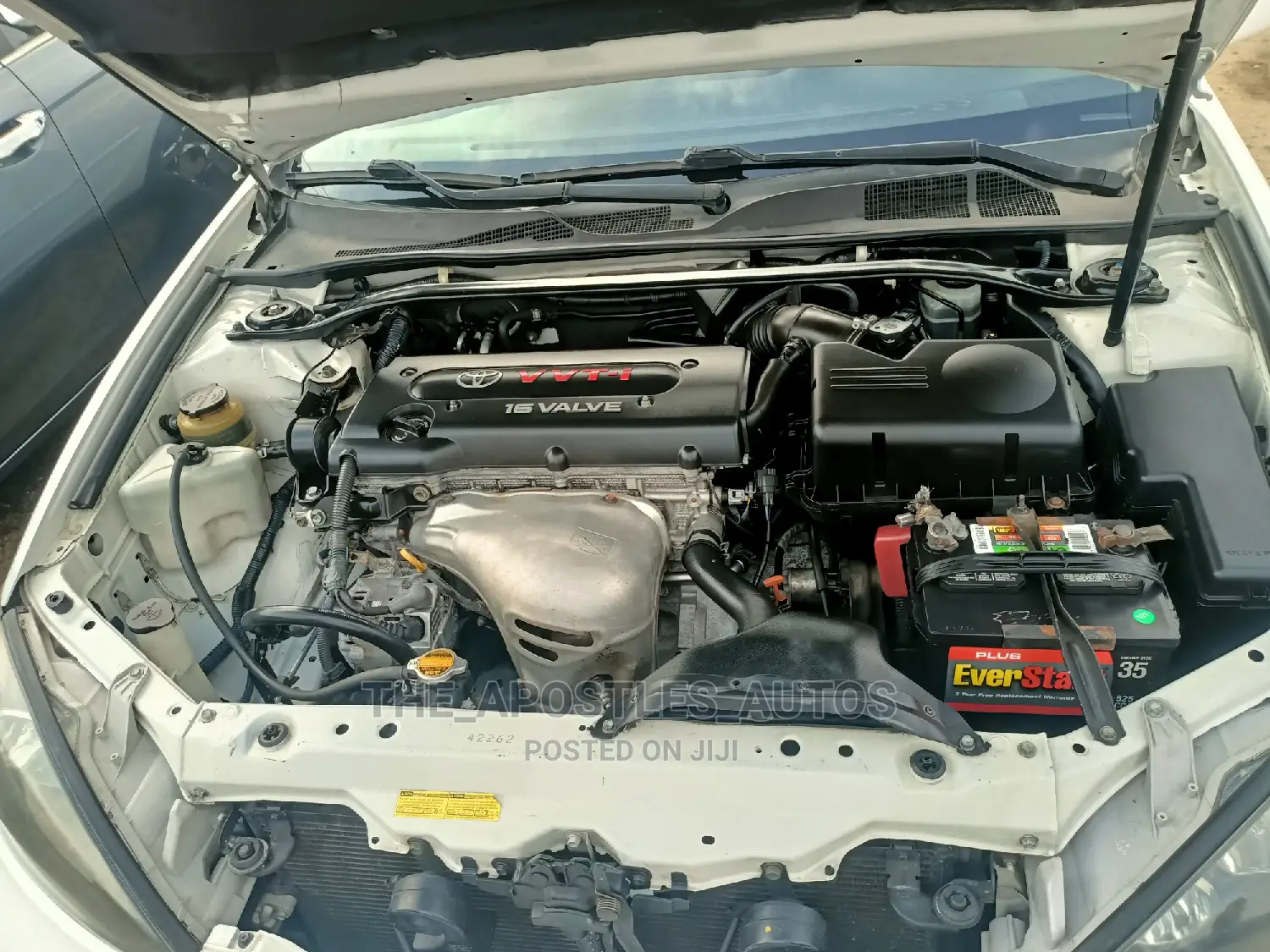 Toyota Camry SE 4rd Sedan (2.4L 4cyl 5M) 2004 White