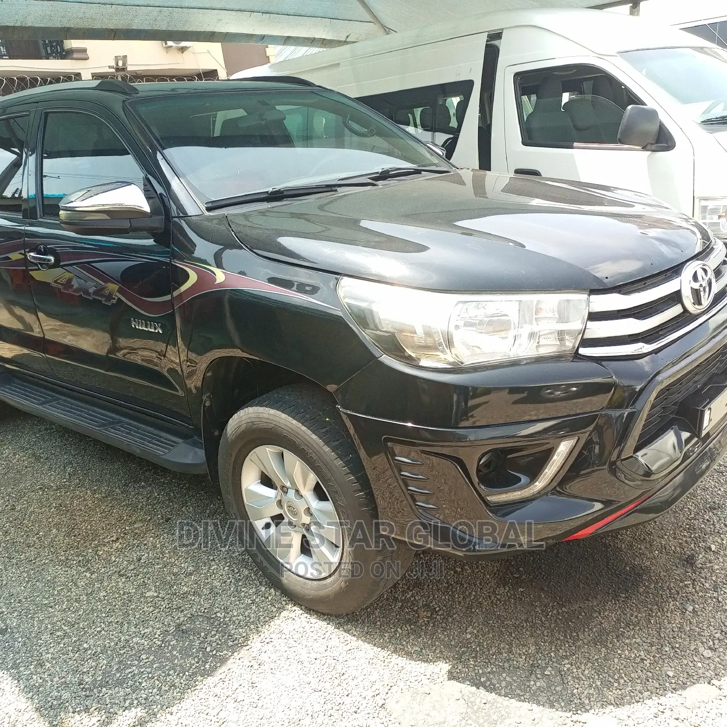 Toyota Hilux Workmate 4x4 2018 Black