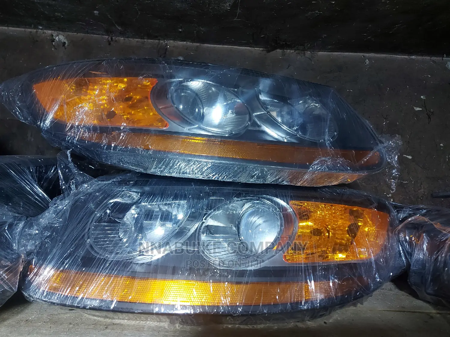 Hyundai Santafe Headlamp 2010