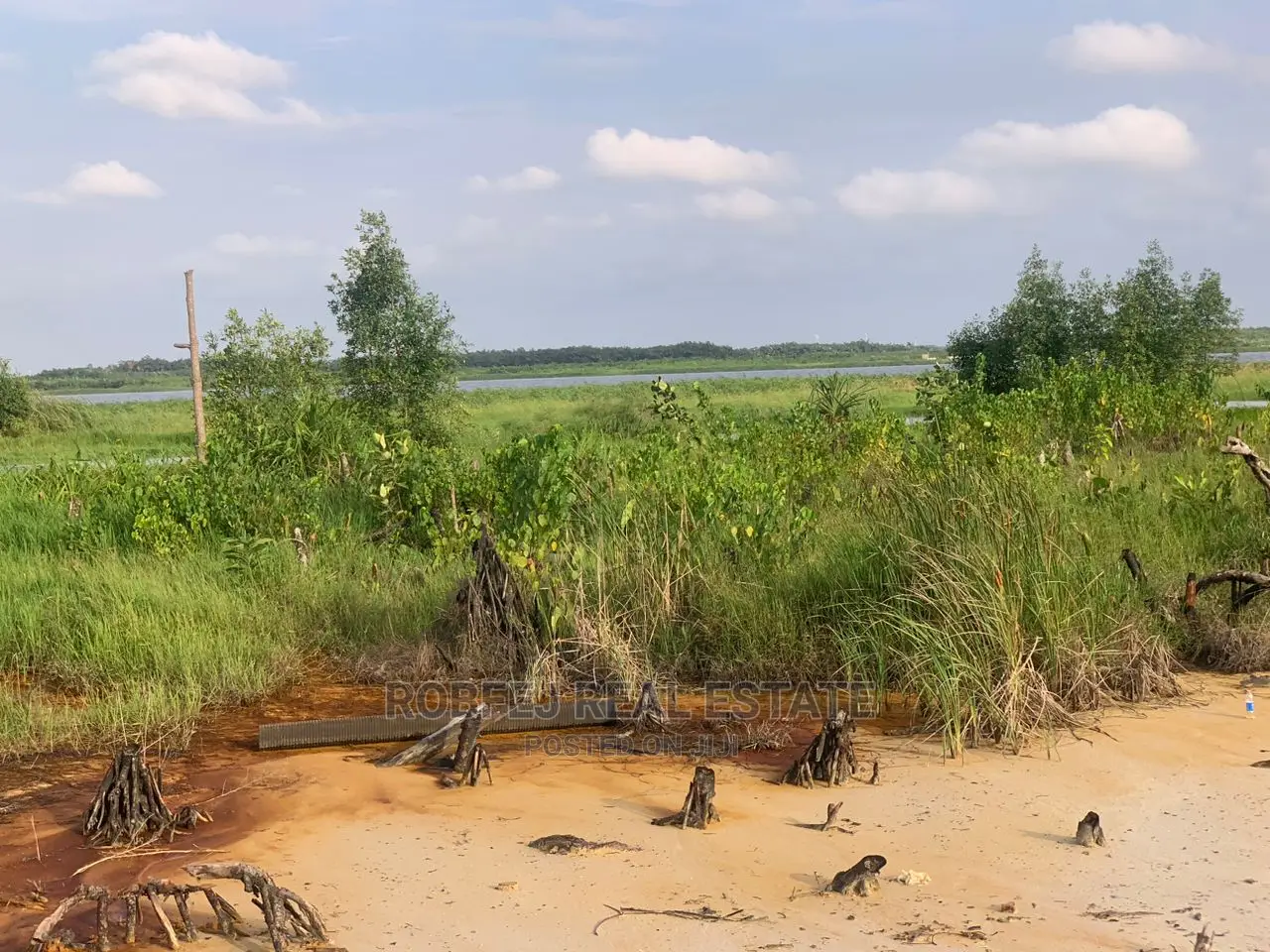 Discover Paradise at Arapagi Lagoon Front