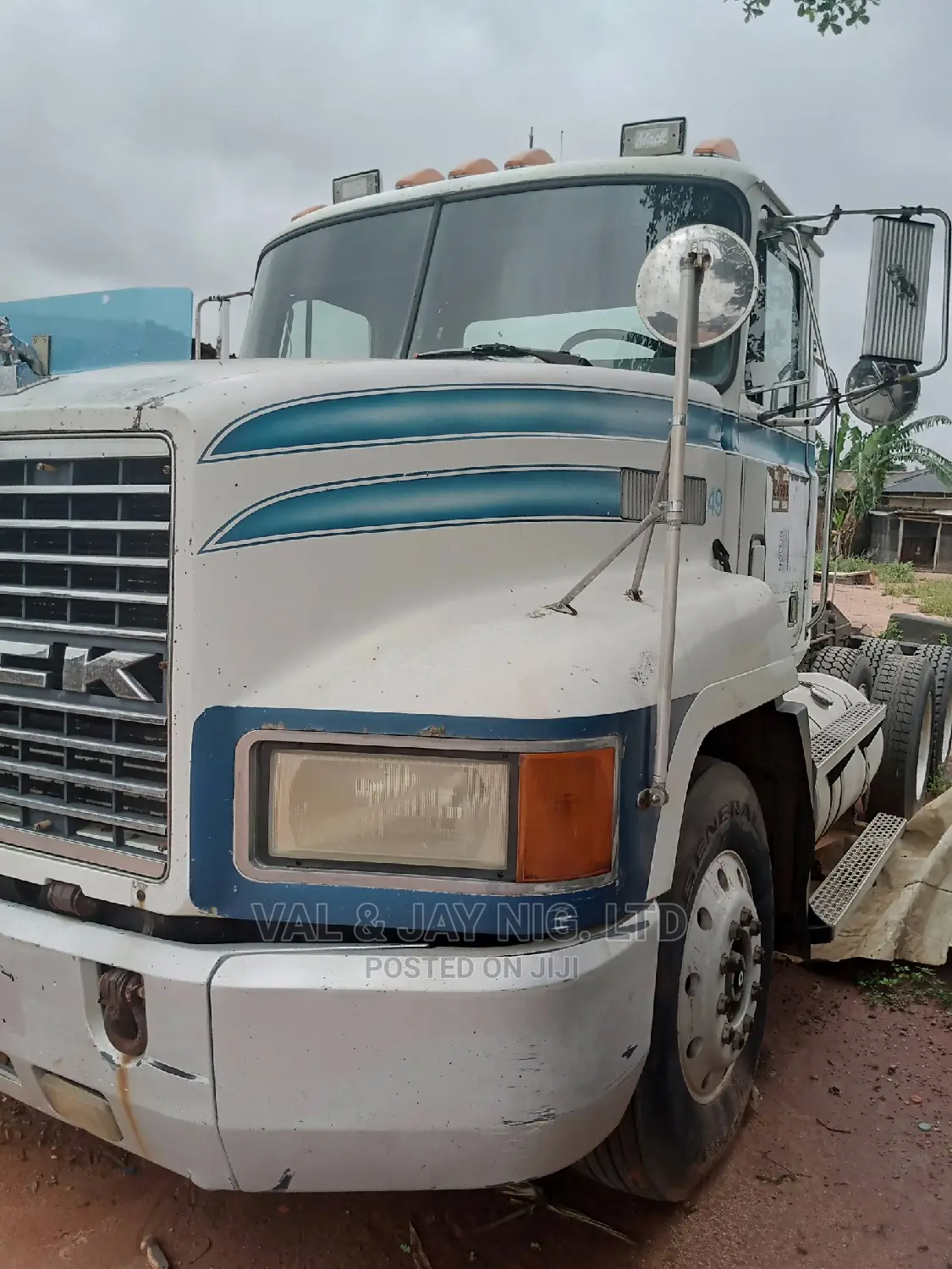 Mack Ch Tractor Truck Head - Direct Belgium