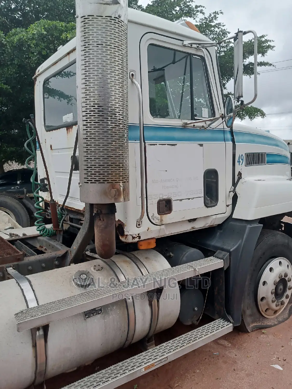 Mack Ch Tractor Truck Head - Direct Belgium