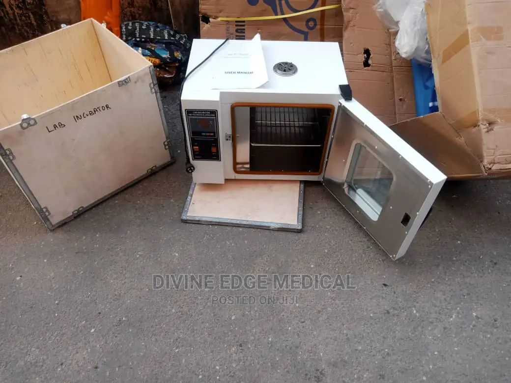 30 Liters Laboratory Incubator