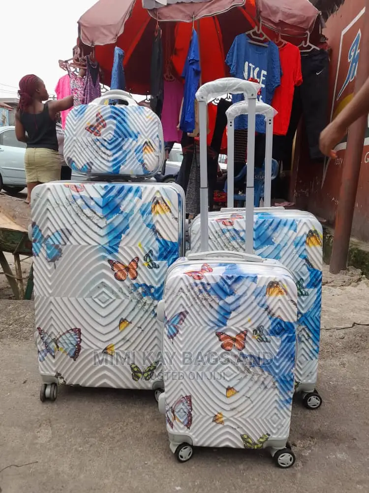 Complete Set of Plastic Box 105000