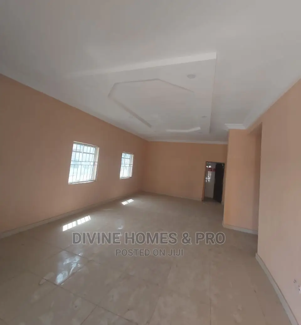 3bdrm Duplex in Kubwa for sale