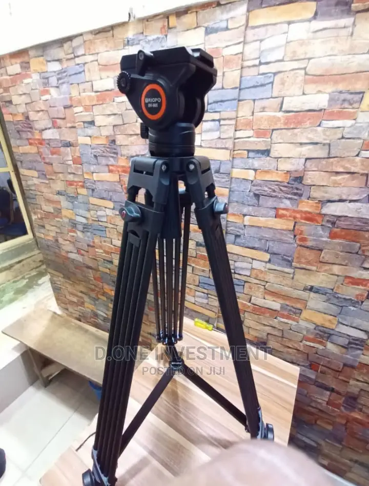Triopo Dv945 Video Tripod Stand