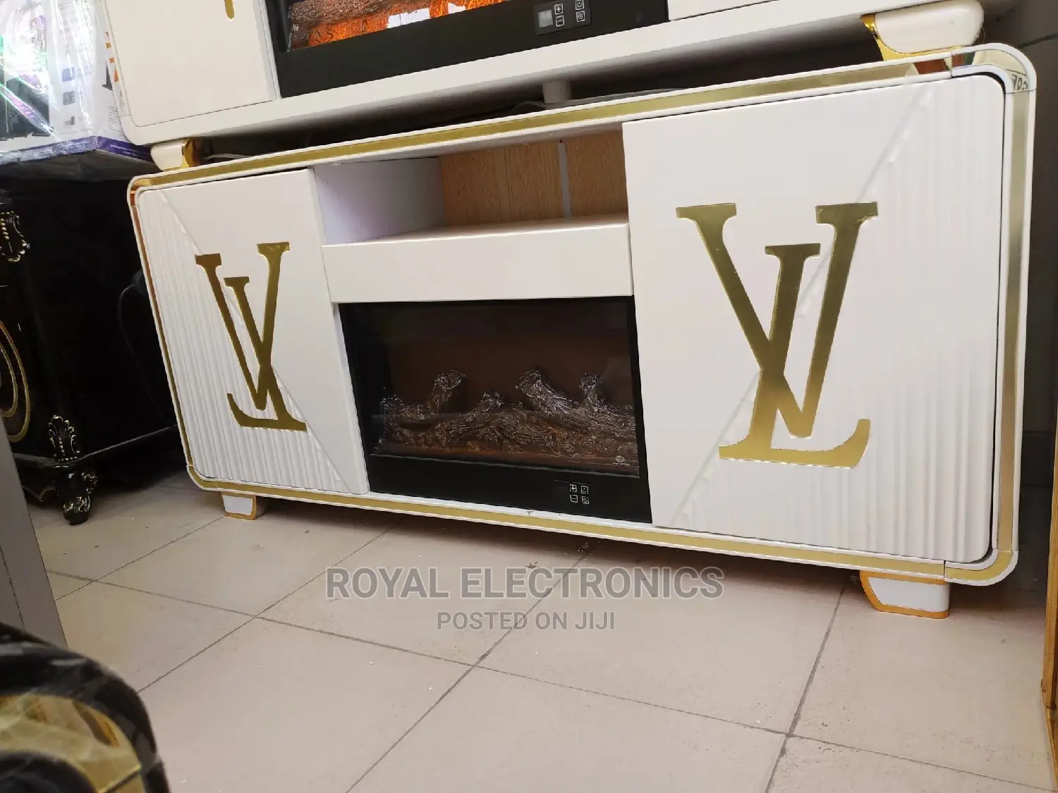 World Class Lv Tv Stand With Fire Display