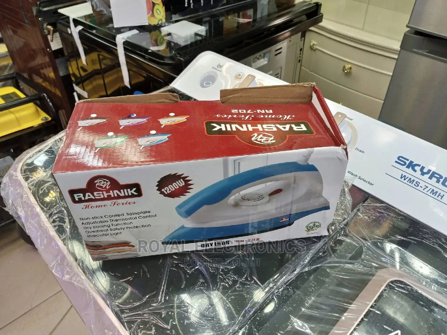 Automatic Rashnik Rn-702 Dry Iron 1200w