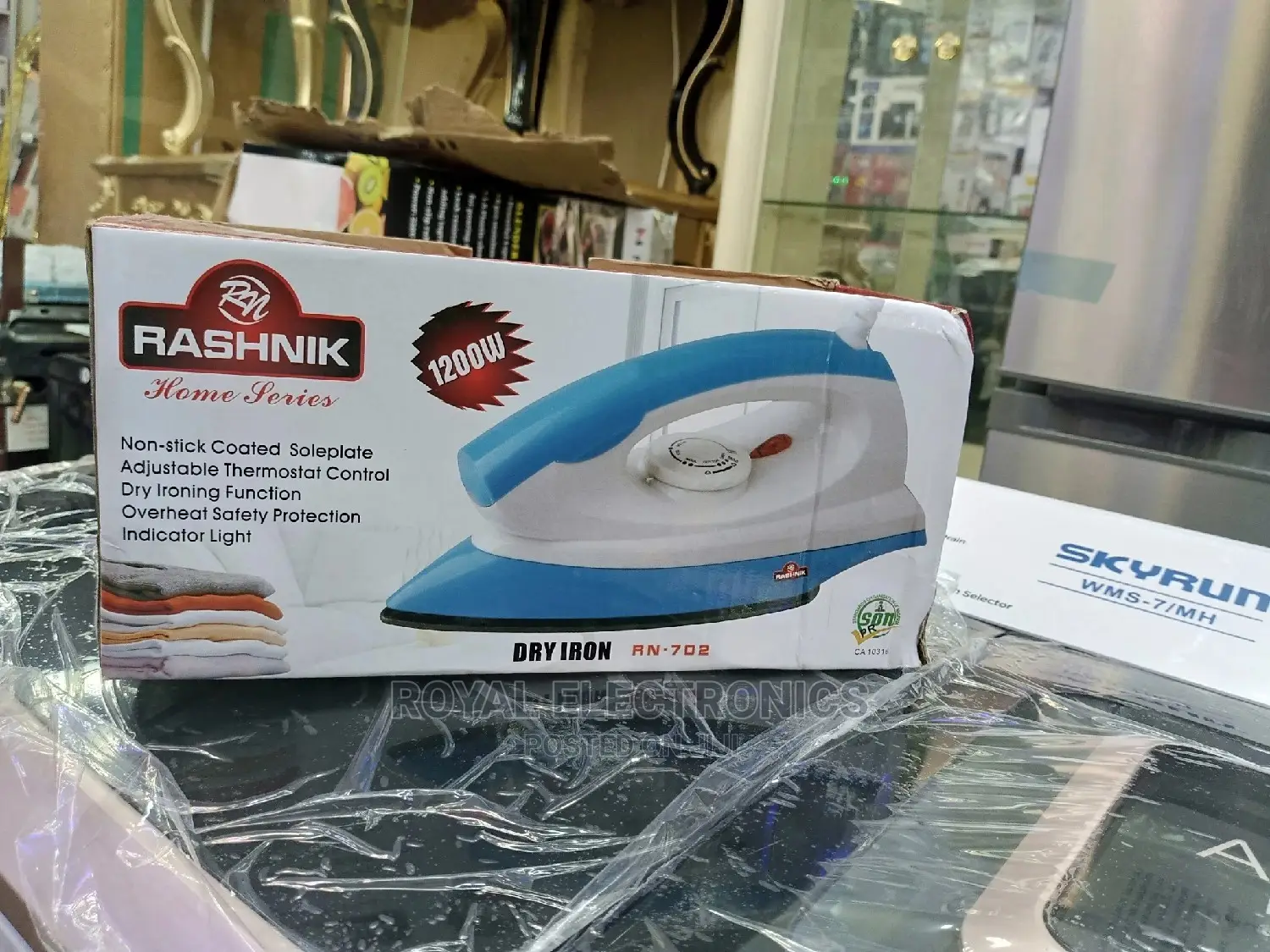 Automatic Rashnik Rn-702 Dry Iron 1200w