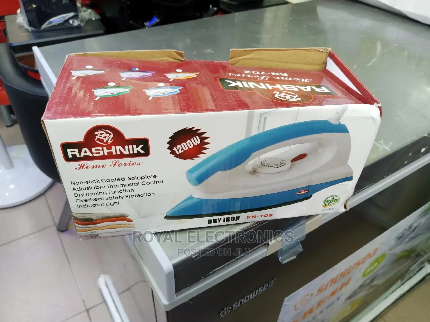 Newly Released Rashnik Rn-702 Dry Iron 1200w