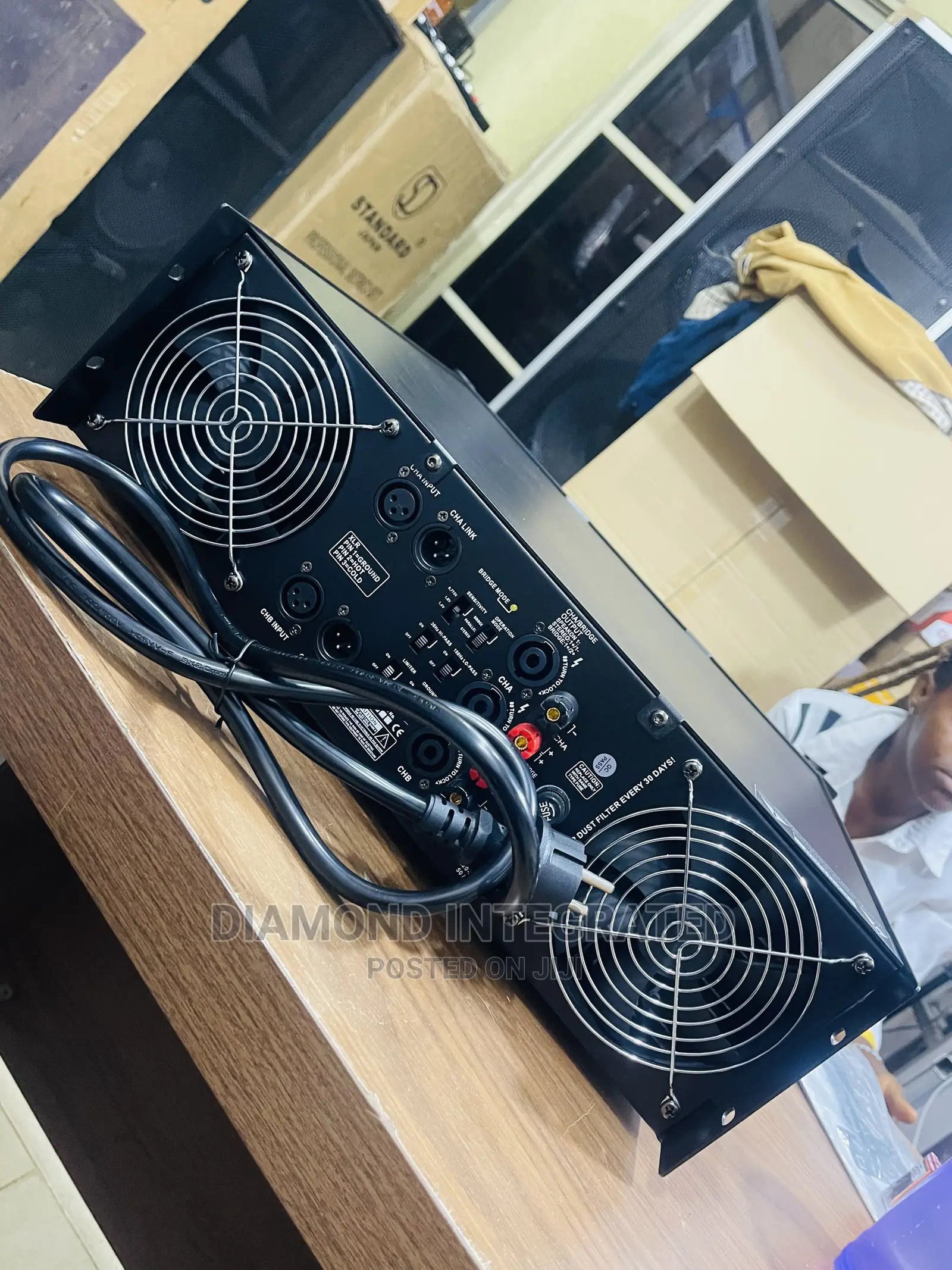 JBL 8000 Watts Powered Amplifier