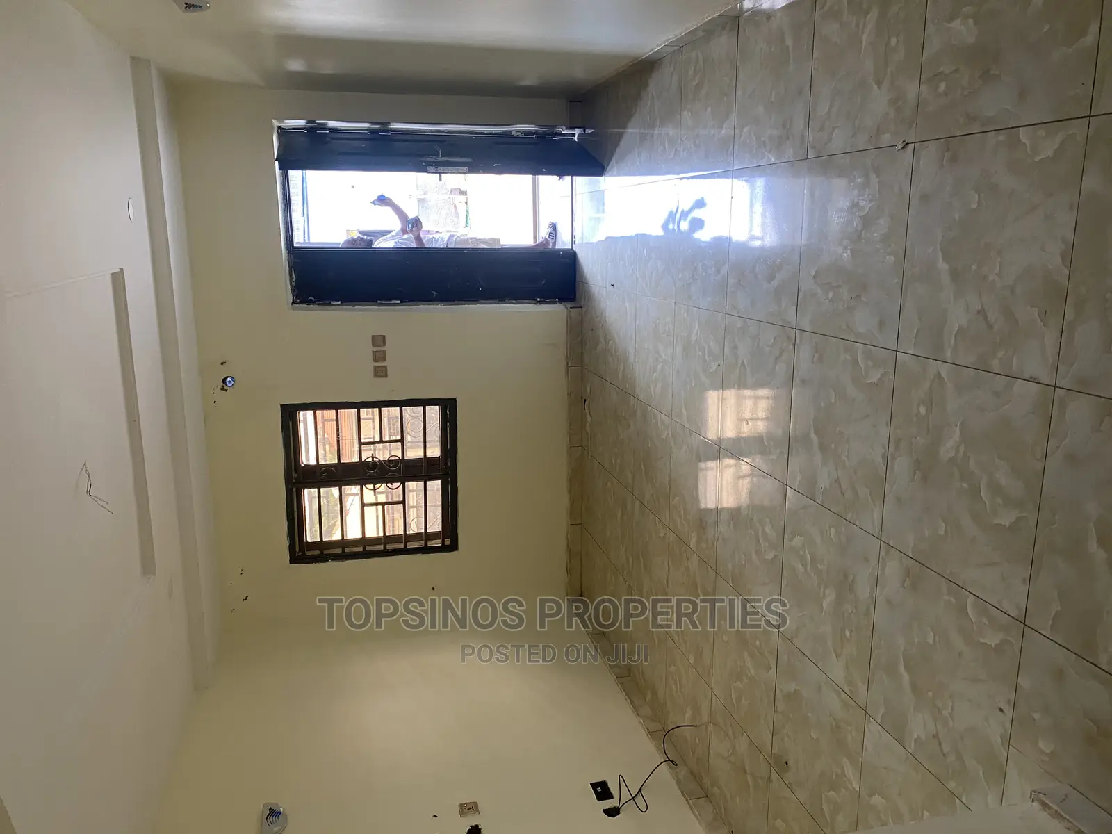 2bdrm Block of Flats in Dawaki for rent