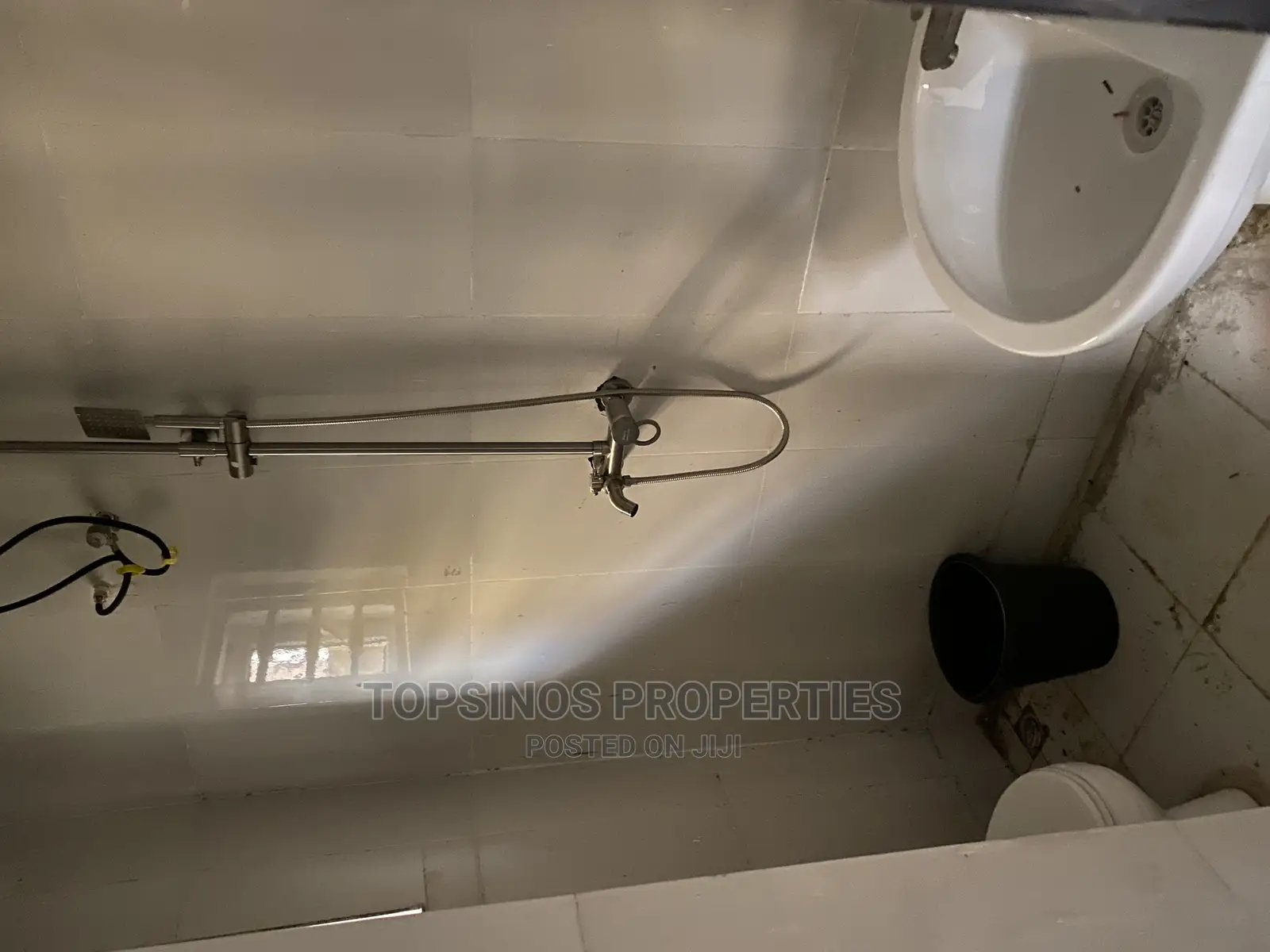 2bdrm Block of Flats in Dawaki for rent