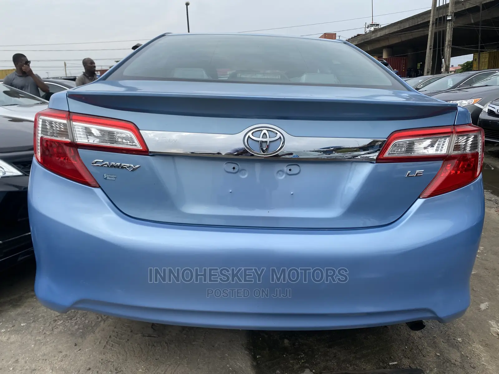 Toyota Camry LE 4dr Sedan (2.5L 4cyl 6A) 2013 Blue