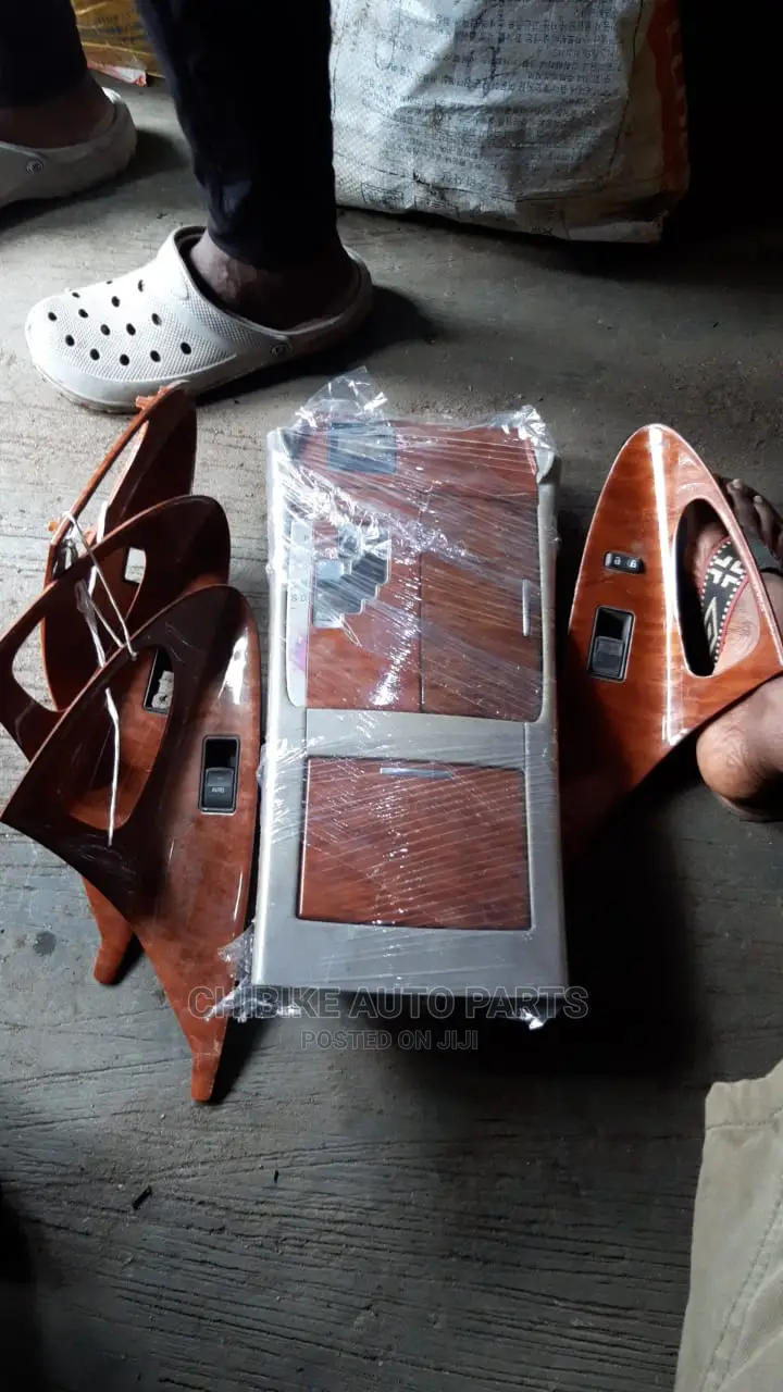 Camry 07/011 Formica Gear Cover and Tapping Glass