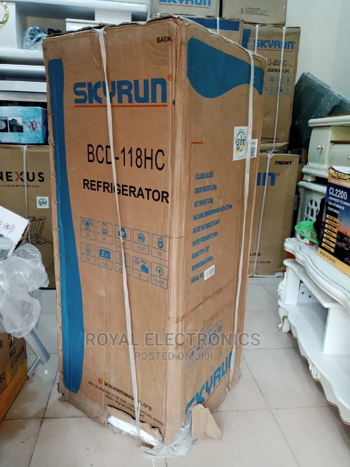 Powerful Skyrun 118 Litres Double Door Refrigerator -Silver