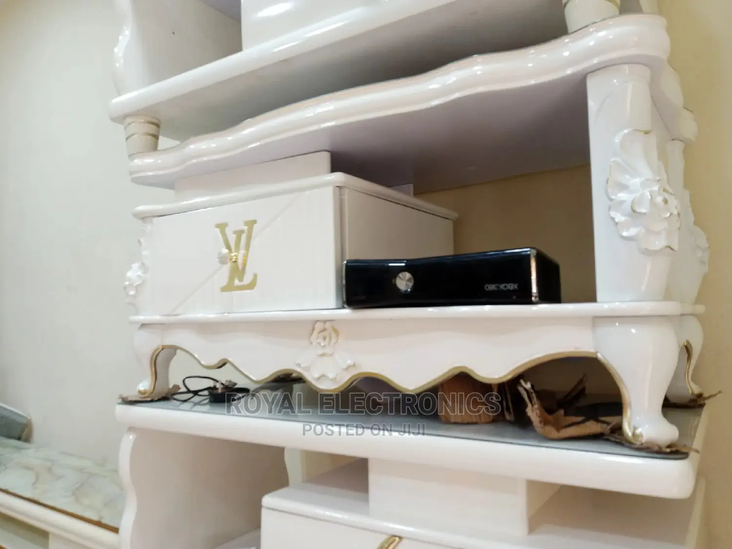Multipurpose Center Table With Drawer