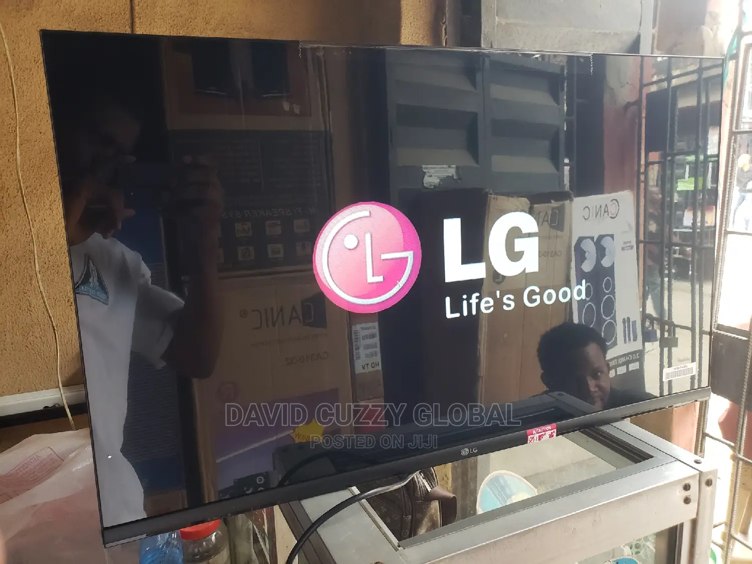 2023 LG 32 Inches Smart TV