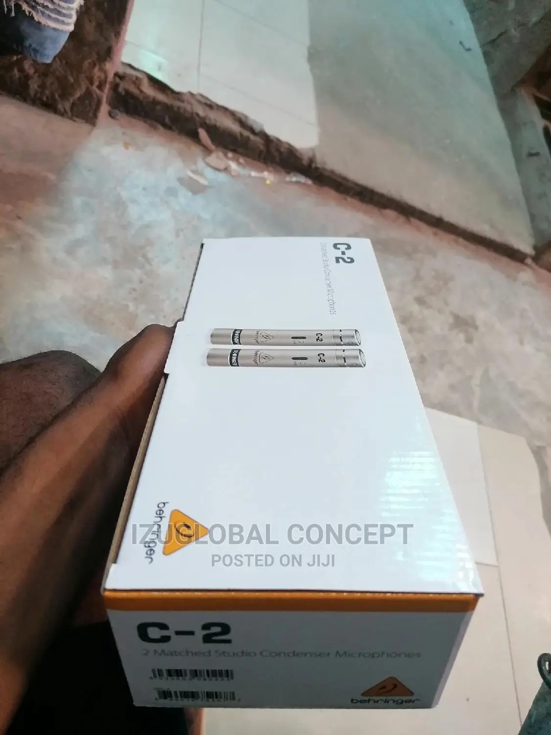 Behringer C-2 a Pair of Condenser Microphones