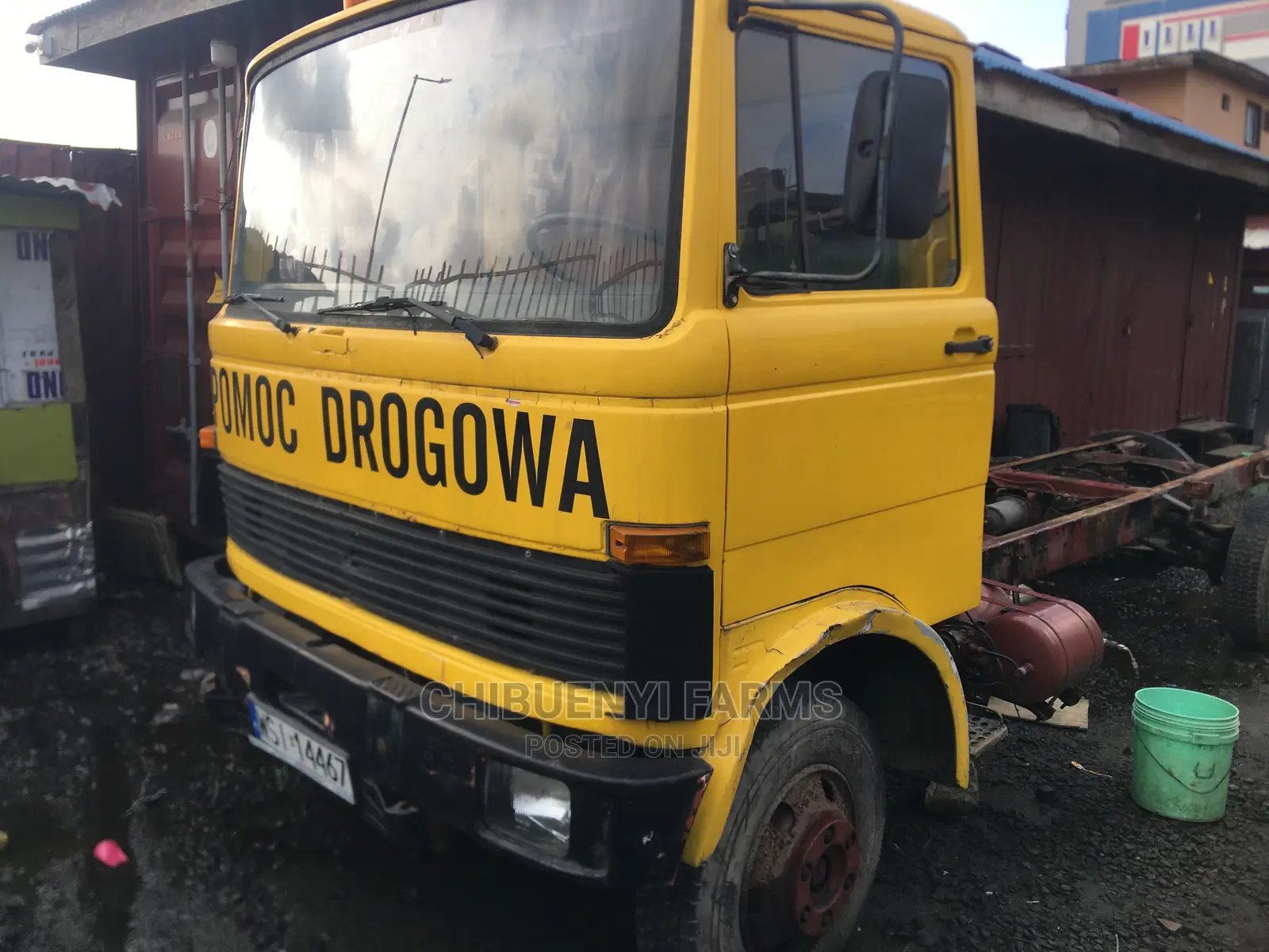 Mecedeces 813 Calf/Chassis