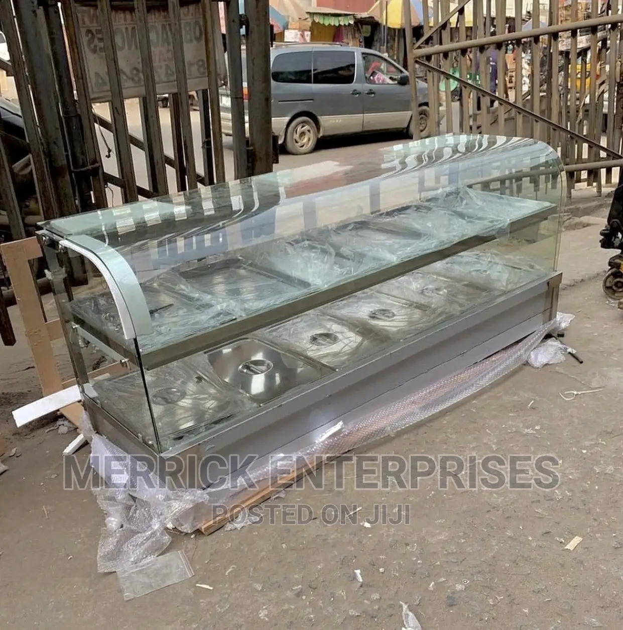 Curved Glass Bain Marie