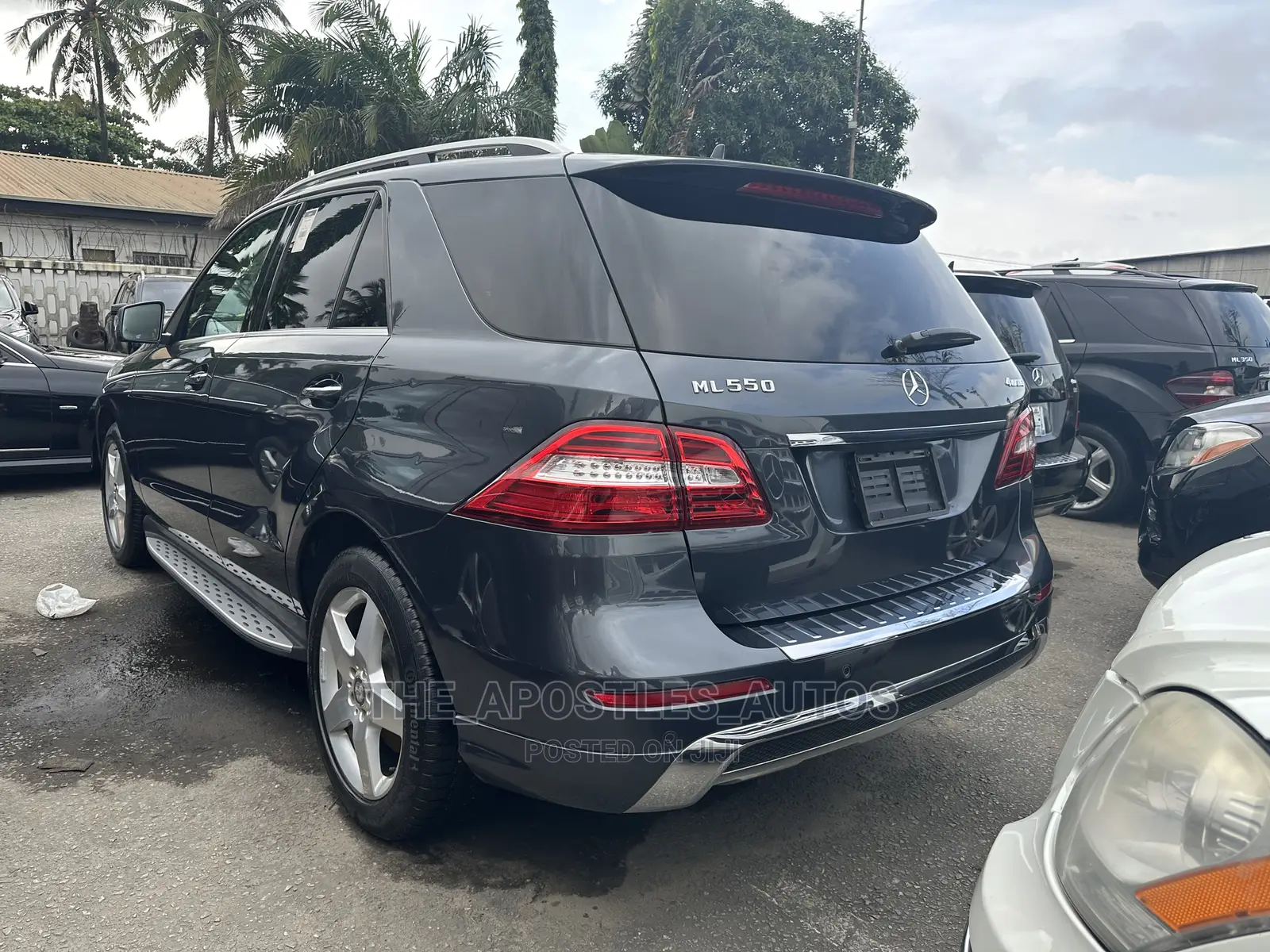 Mercedes-Benz M Class ML550 4MATIC 4dr SUV AWD (4.7L 8cyl Turbo 7A)