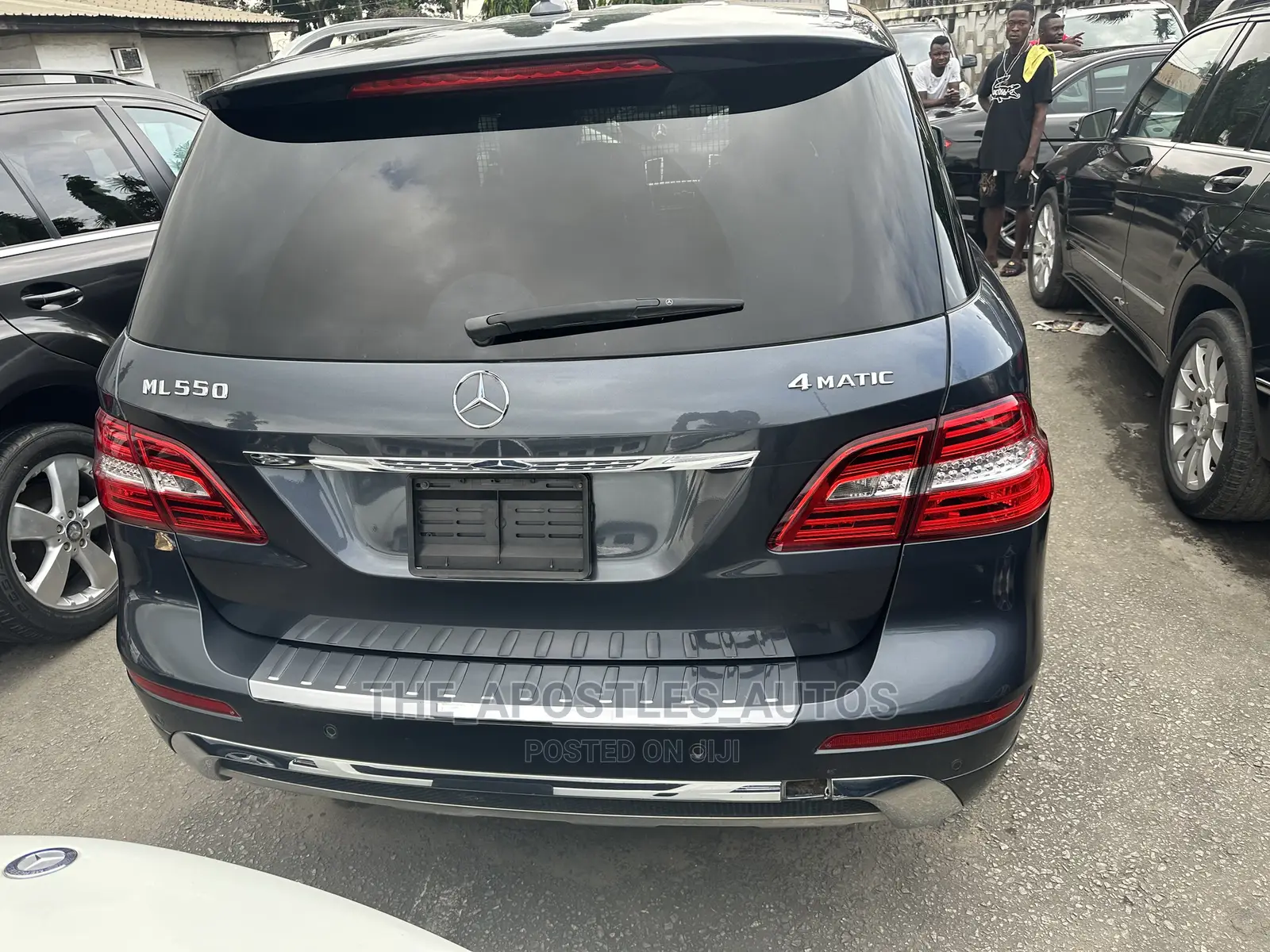 Mercedes-Benz M Class ML550 4MATIC 4dr SUV AWD (4.7L 8cyl Turbo 7A)