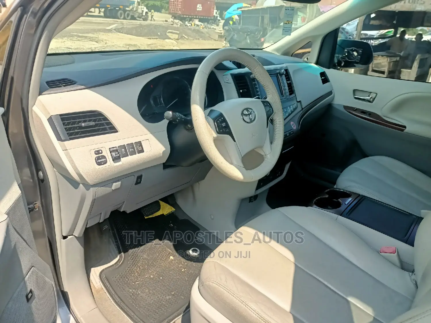 Toyota Sienna Limited FWD 7-Passenger 2013 Gray