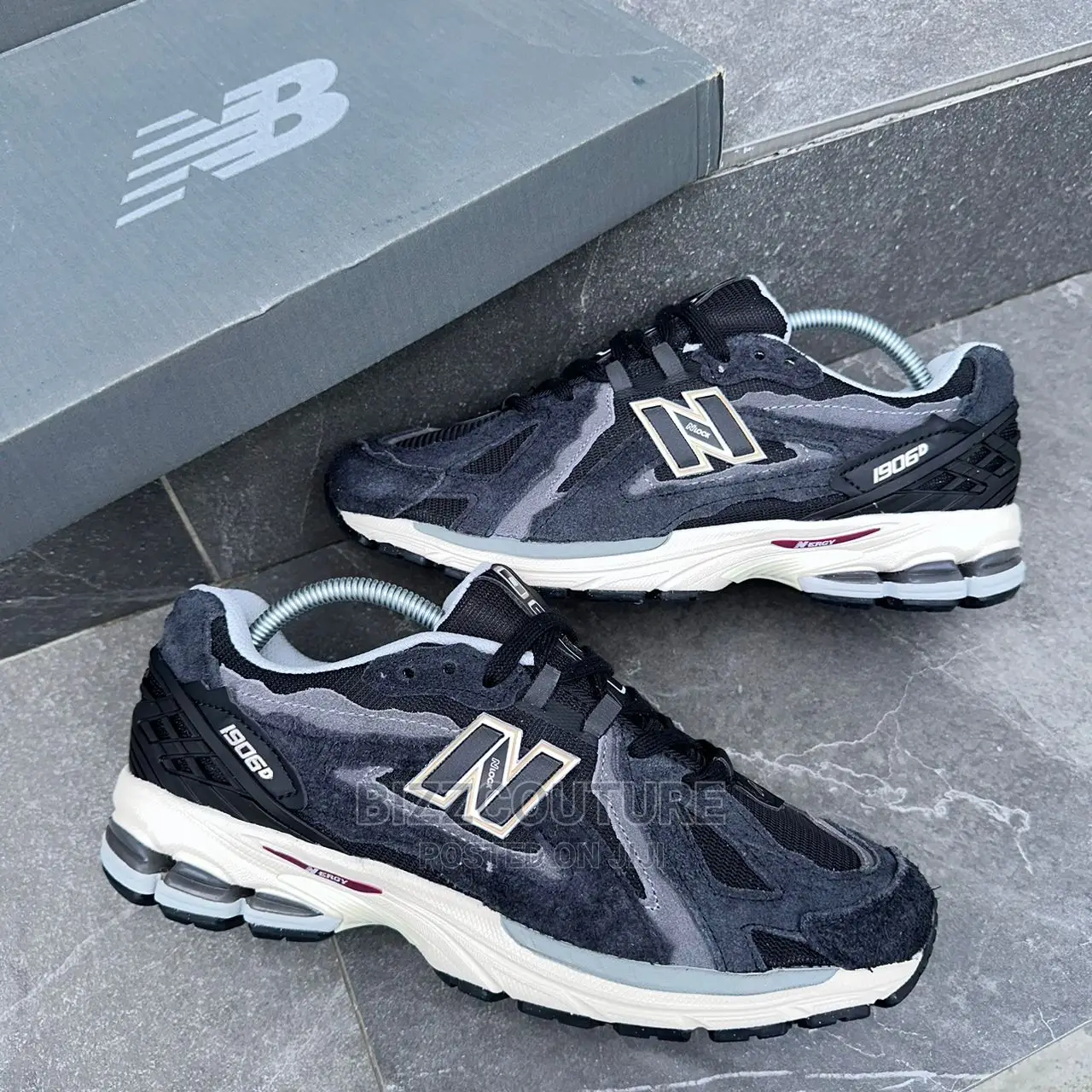 Original NEW BALANCE Sneakers Available in Store