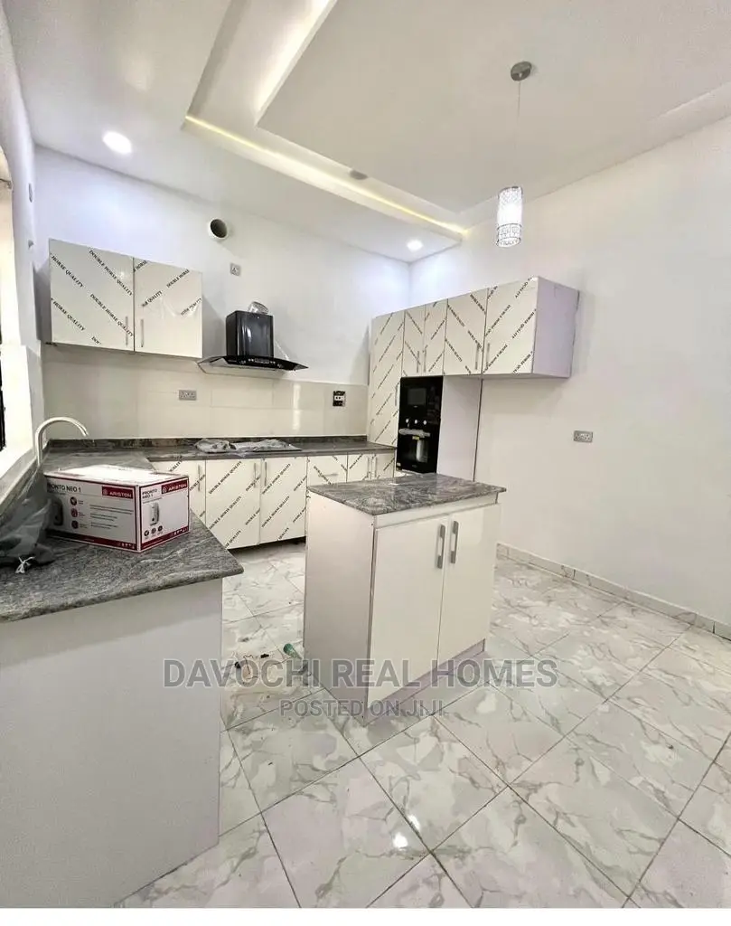 4bdrm Duplex in Chevron Drive, Lekki for rent