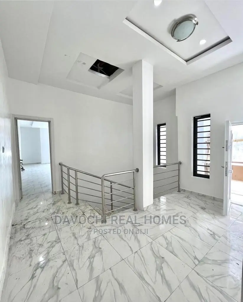 4bdrm Duplex in Chevron Drive, Lekki for rent