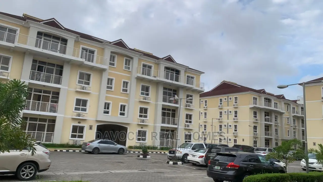 3bdrm Apartment in Chevron Drive, Lekki for rent