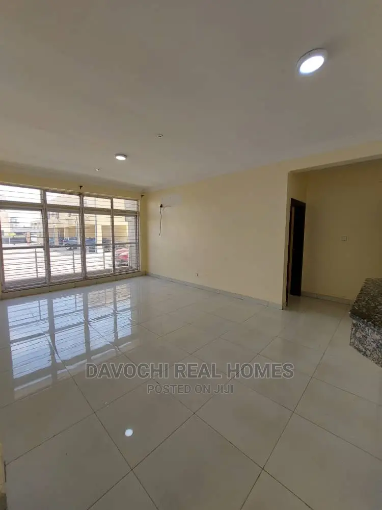 3bdrm Apartment in Chevron Drive, Lekki for rent