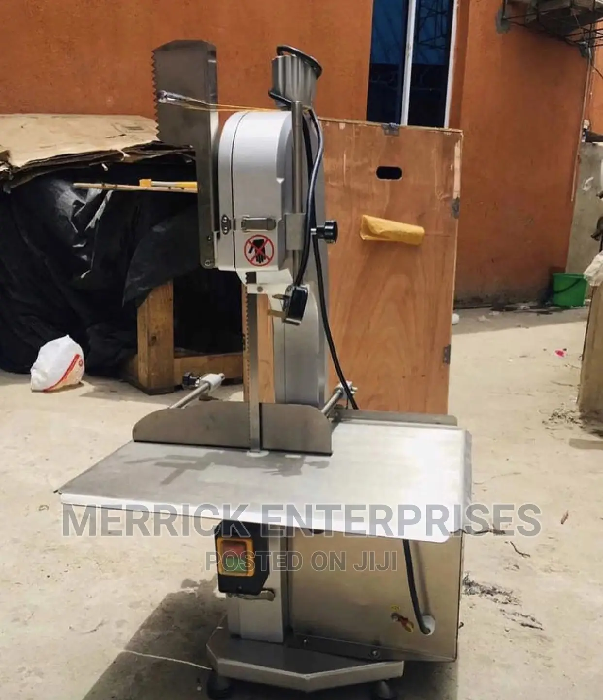 Standing Bone Saw Machine