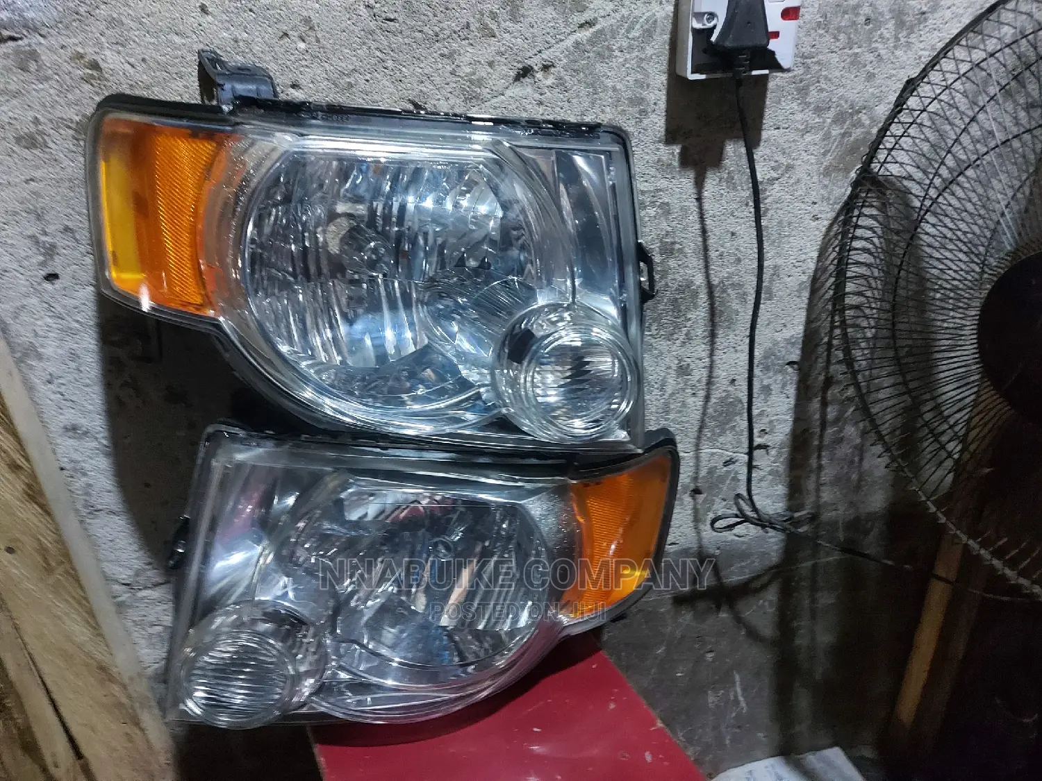 Ford Escape Headlamp 2010