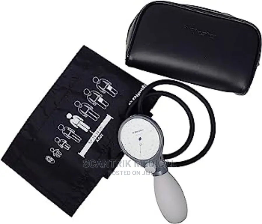 Aneroid Sphygmomanometer With Adult Cuff and Carrying Bag
