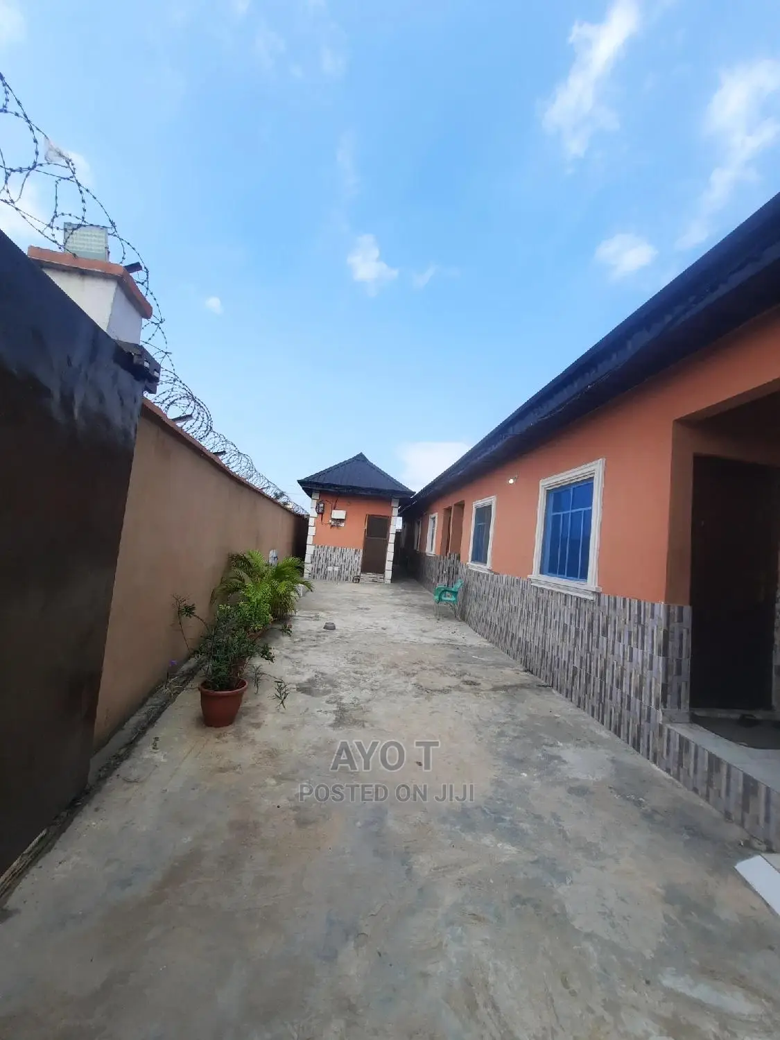 Mini Flat in Bariga for rent