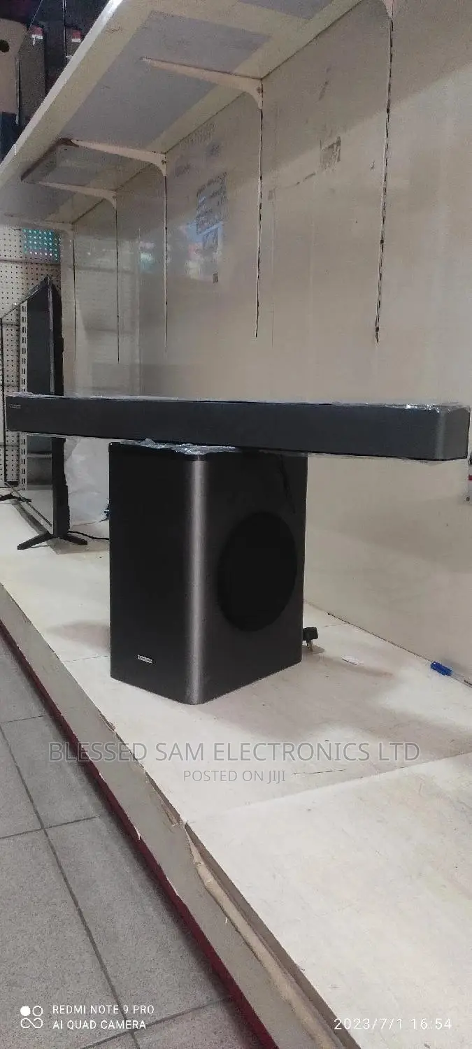 Newcastle Powerful Bass Sound Bar 320watts><Bluetooth>USB FM