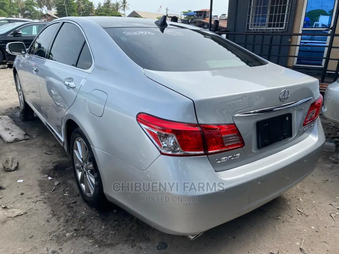 Lexus ES 350 2011 Silver