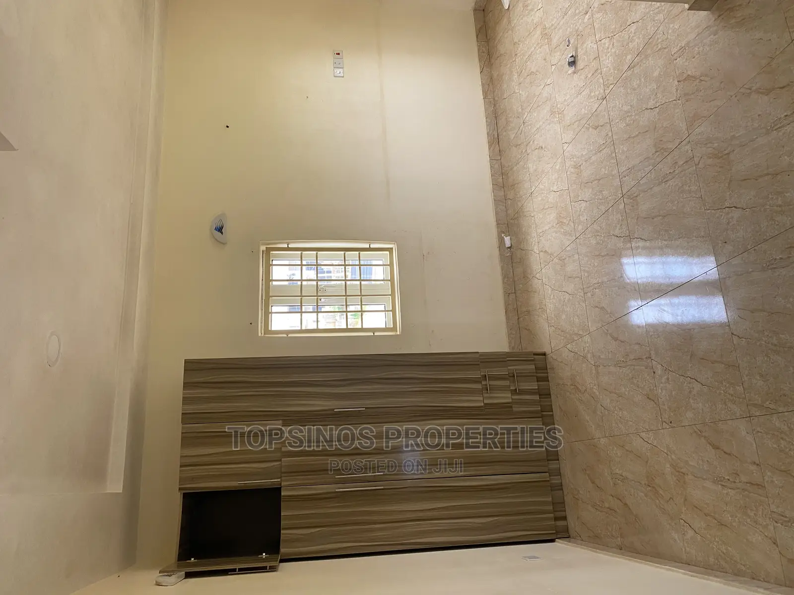 1bdrm Block of Flats in Dawaki for rent