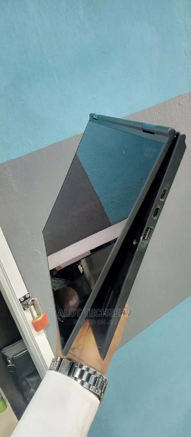 Laptop Lenovo Thinkpad X1 Yoga 16GB Intel Core i7 SSD 256GB