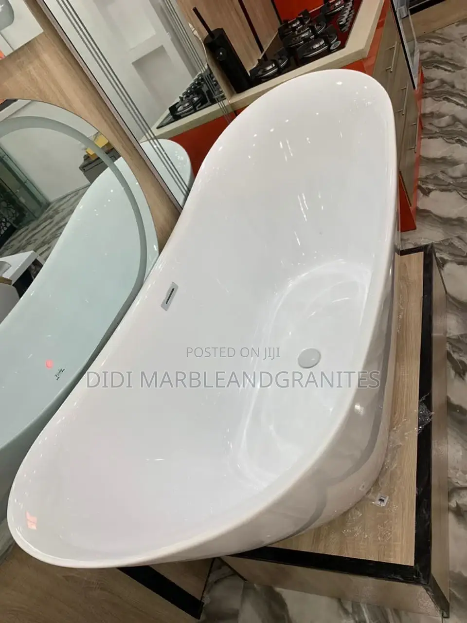Bathtub White. B