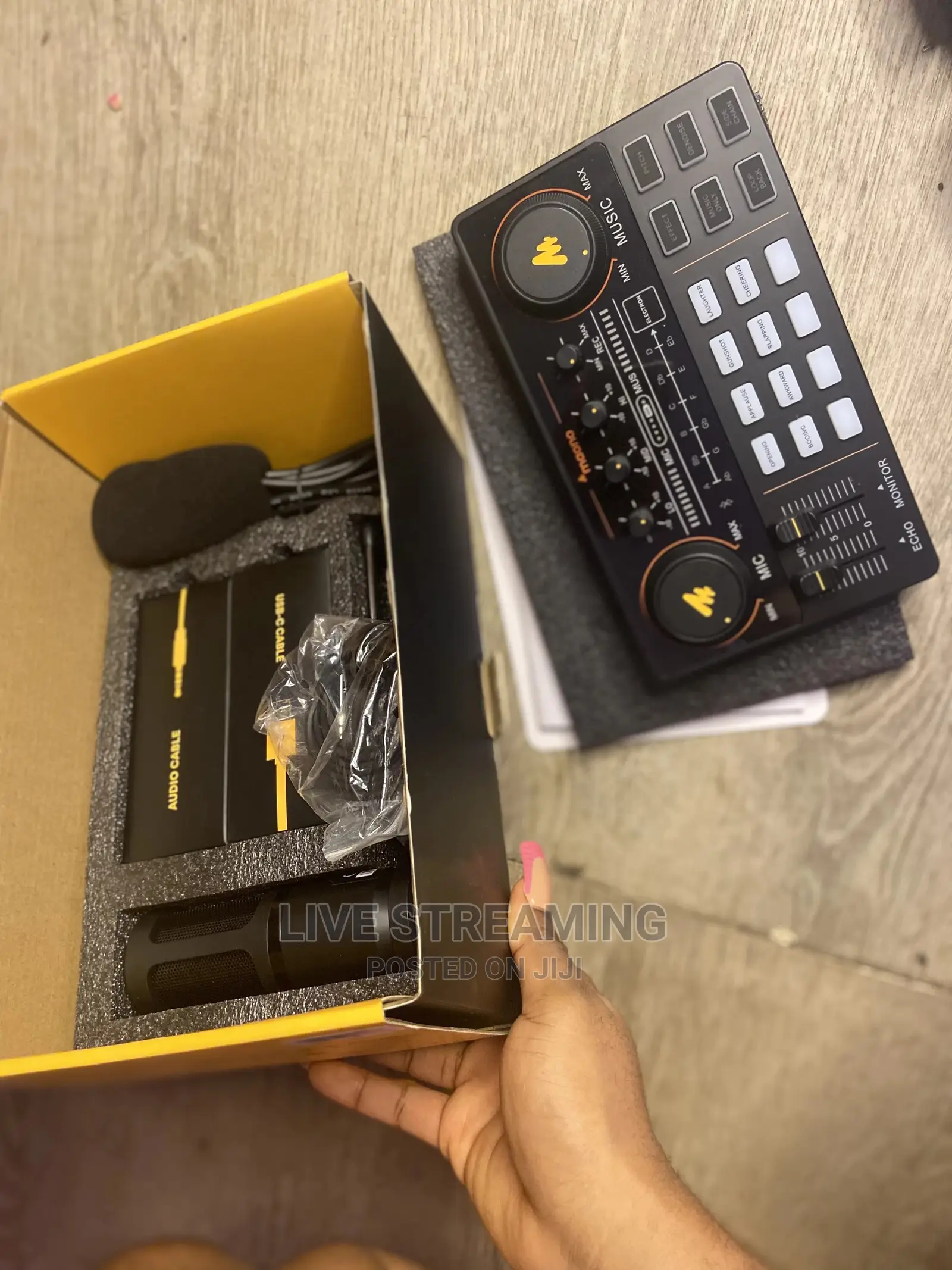 Maonocaster Am200(Lite) All in 1 Bundle 4 Podcast and Music