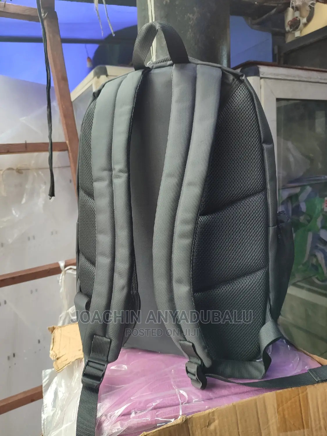 Tiroll 17" Waterproof Superior Executive Laptop Backpack