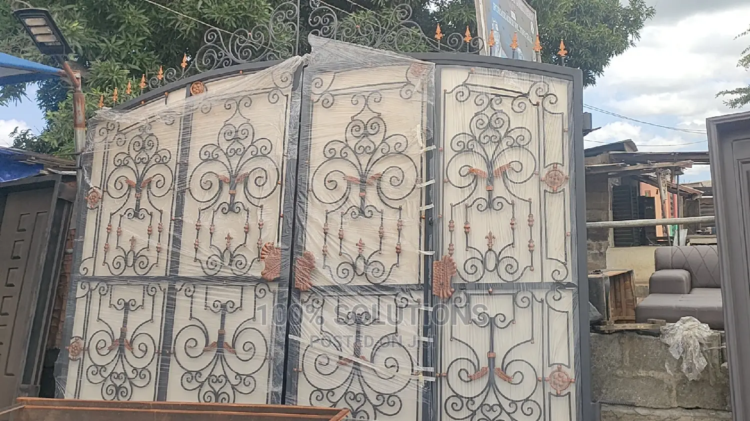 Foreign Standard Square Iron Gate/Strong Plate for Sale.