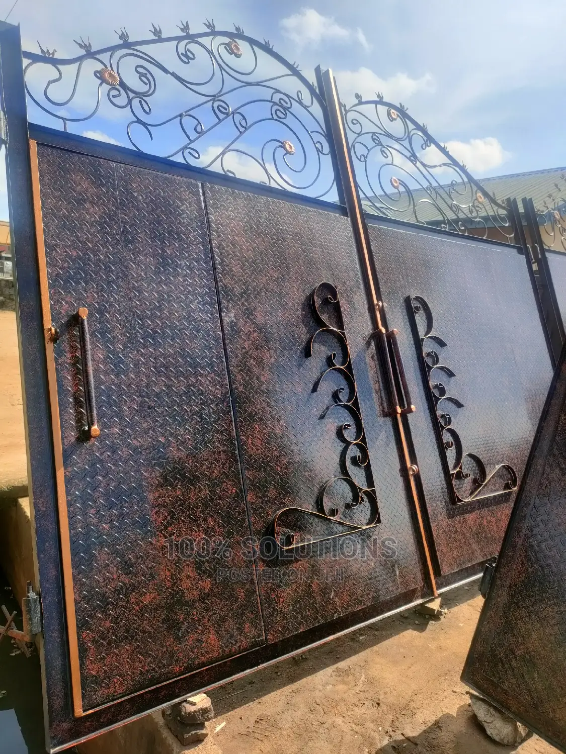 Standard Brown Gate Design for the Best of Your Home