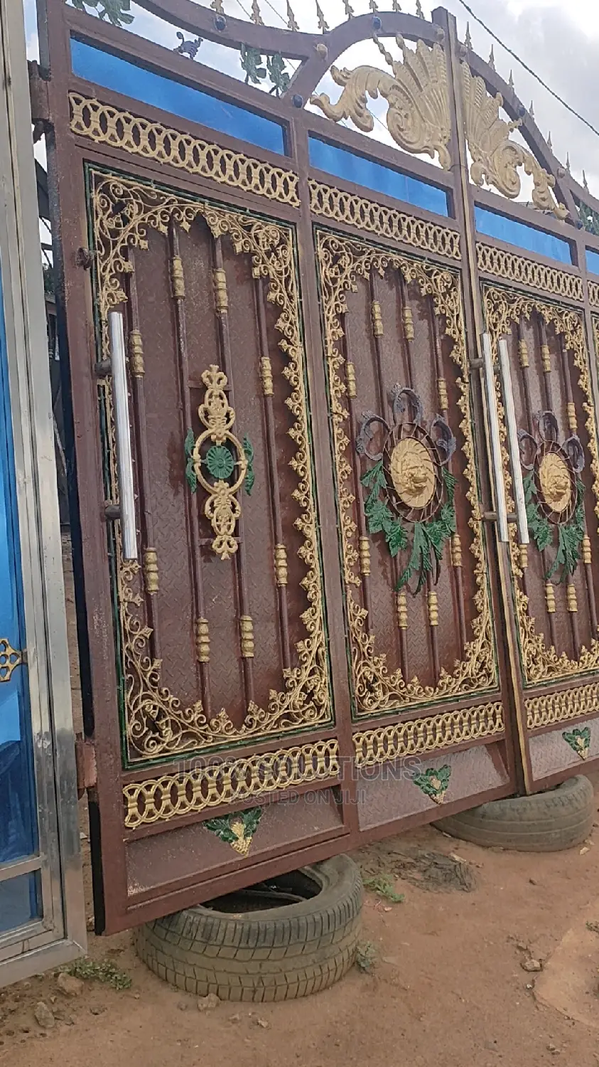 Standard Royal Gate Design for the Best of Your Home